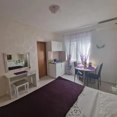 Apartment Sandi *